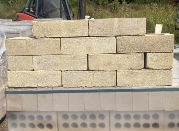 Ibstock Bradgate Multi Cream Offshades